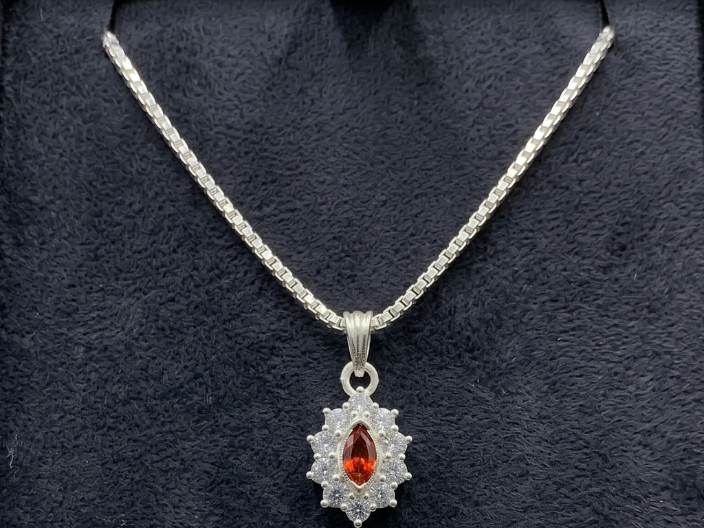 Luxury Oval Crystal Pendant Necklace | German Silver 0 Touch Silver Plated Jewellery