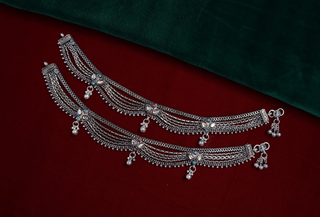 R OXO Silver Plated Traditional Payal for Women