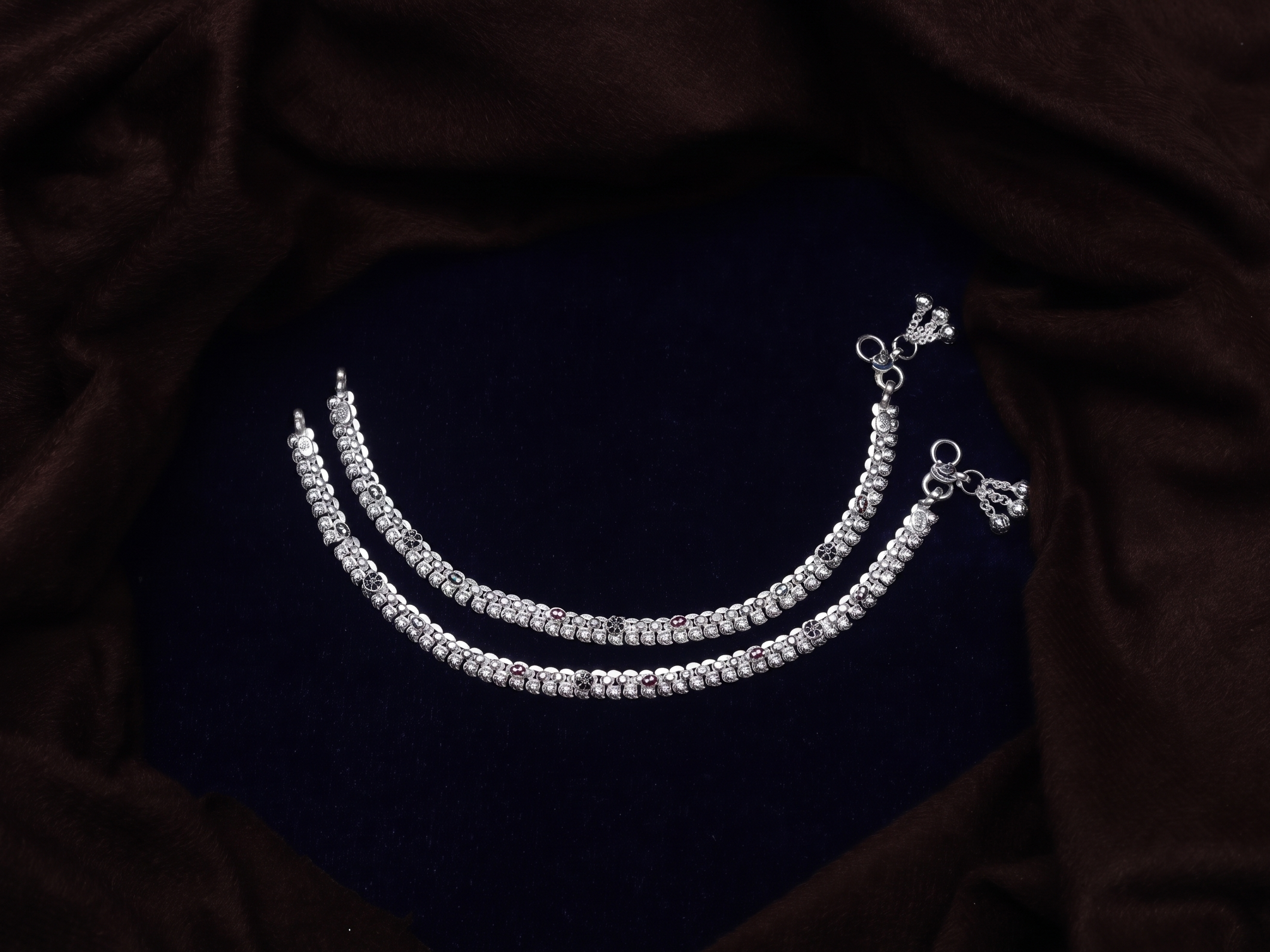 Elegant Stonework Payal Pair – Classic Silver Look Anklet