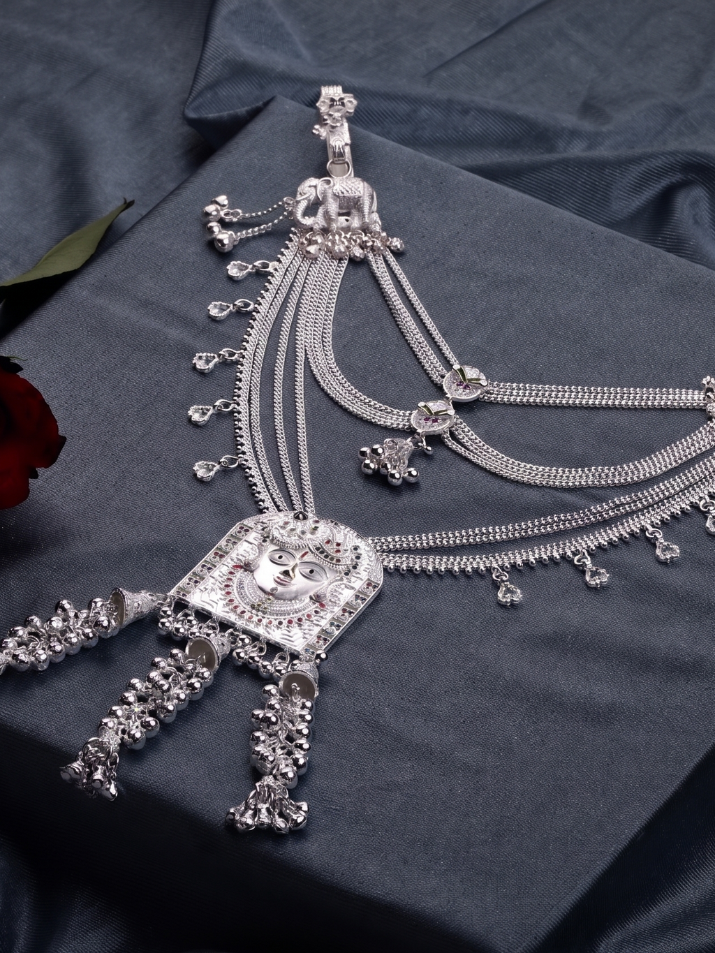 Divine Shrinathji Heritage Kandora with Elephant Motifs by Radhe Payal