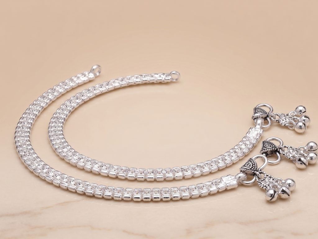 Traditional Sterling Silver Payal Set – Elegant Beaded Indian Anklets with Ghungroo Bells (Pair)
