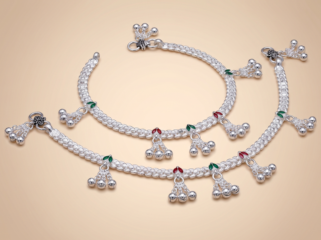 Traditional Silver Payal Set with Hanging Ghungroo Bells – Meenakari Accent Bridal Indian Anklets (Pair)