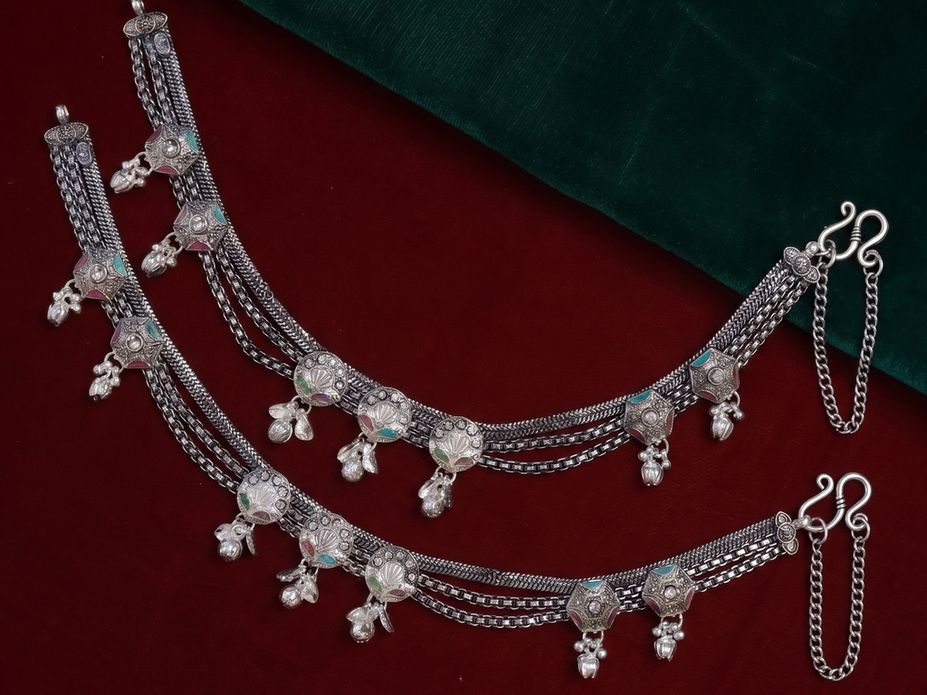 R OXO Silver Plated Traditional Payal for Women