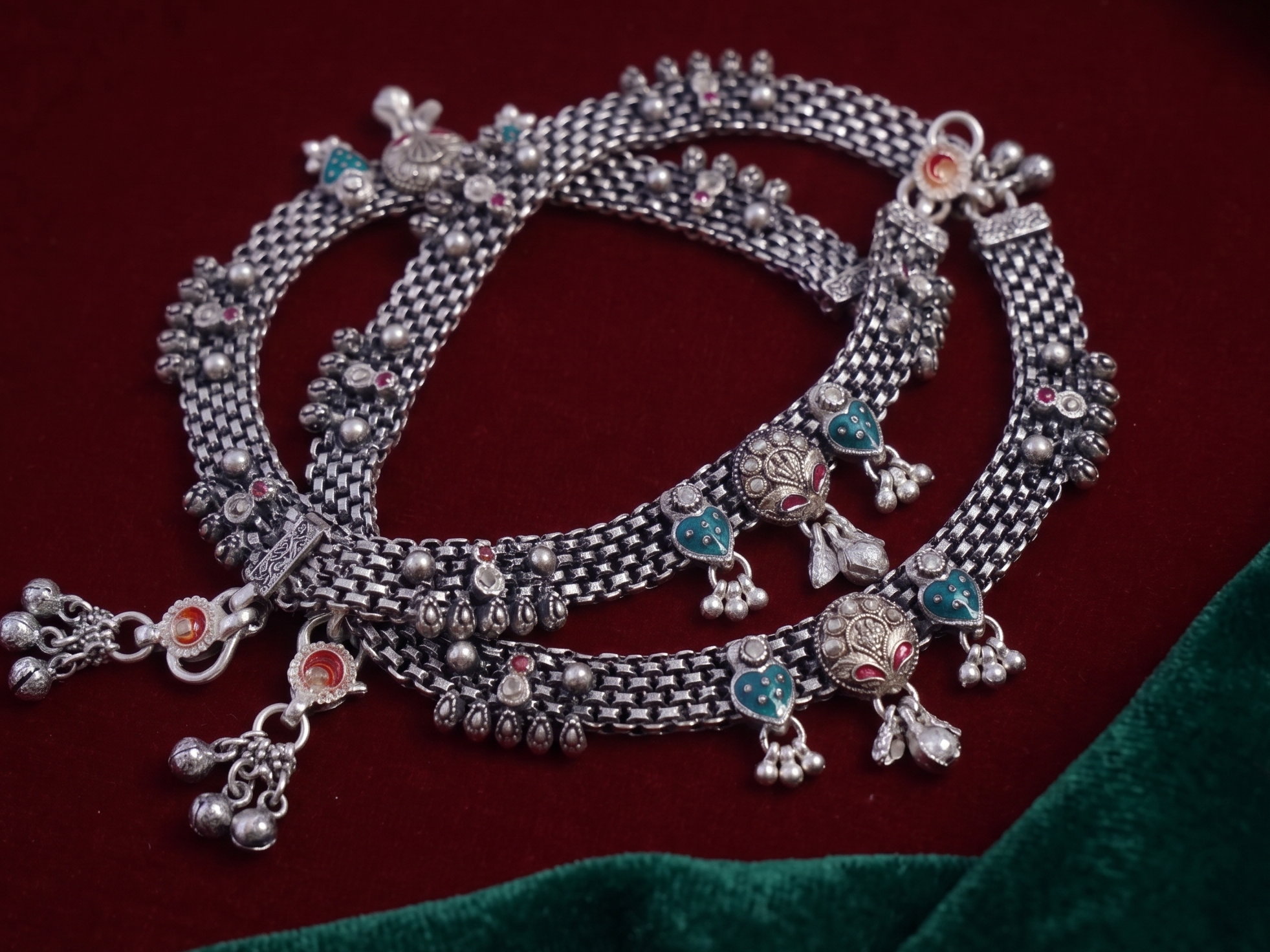 R OXO Silver Plated Traditional Payal for Women