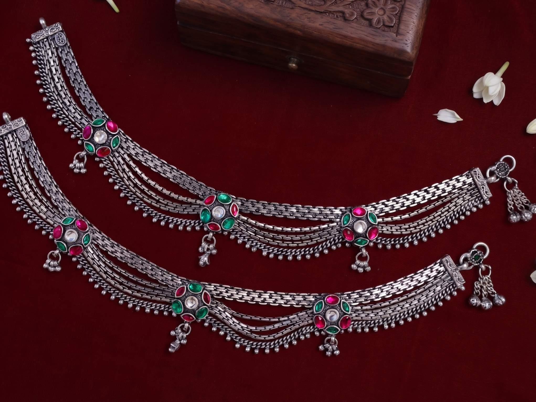 R OXO Silver Plated Traditional Payal for Women