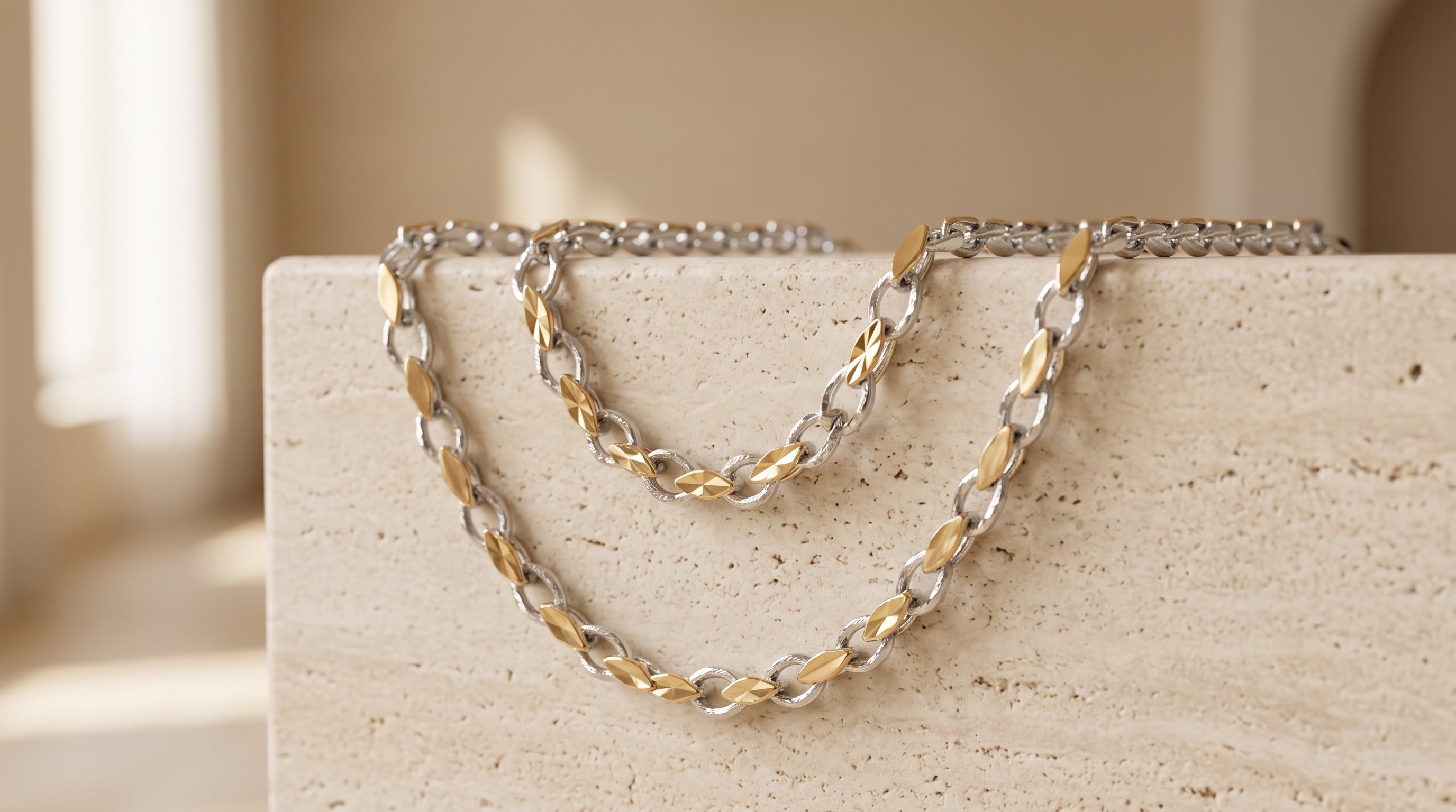 Signature Link Chain for Men — Crafted to Shine Every Day