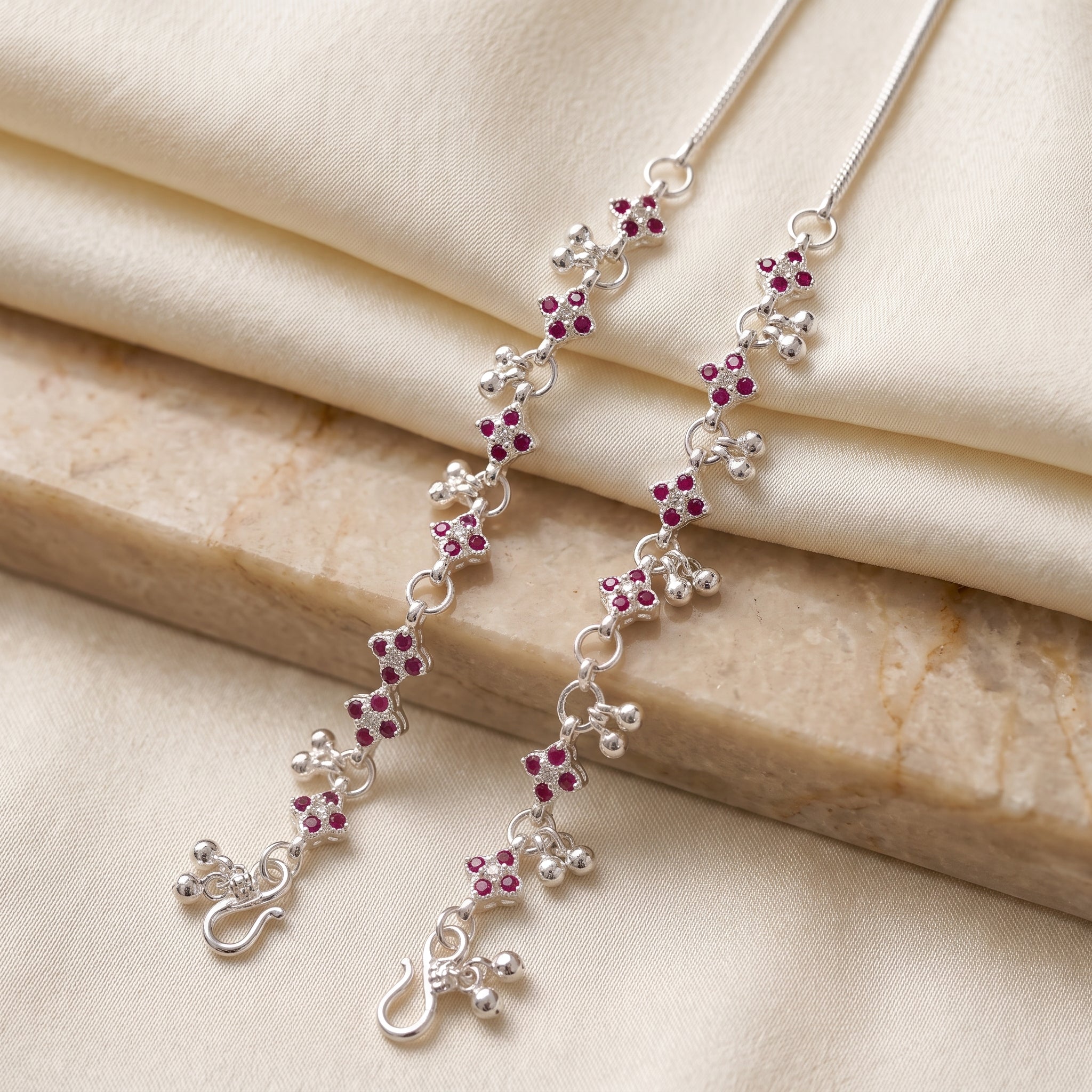 Handcrafted Anklet Pair with Ghungroo – Silver Finish