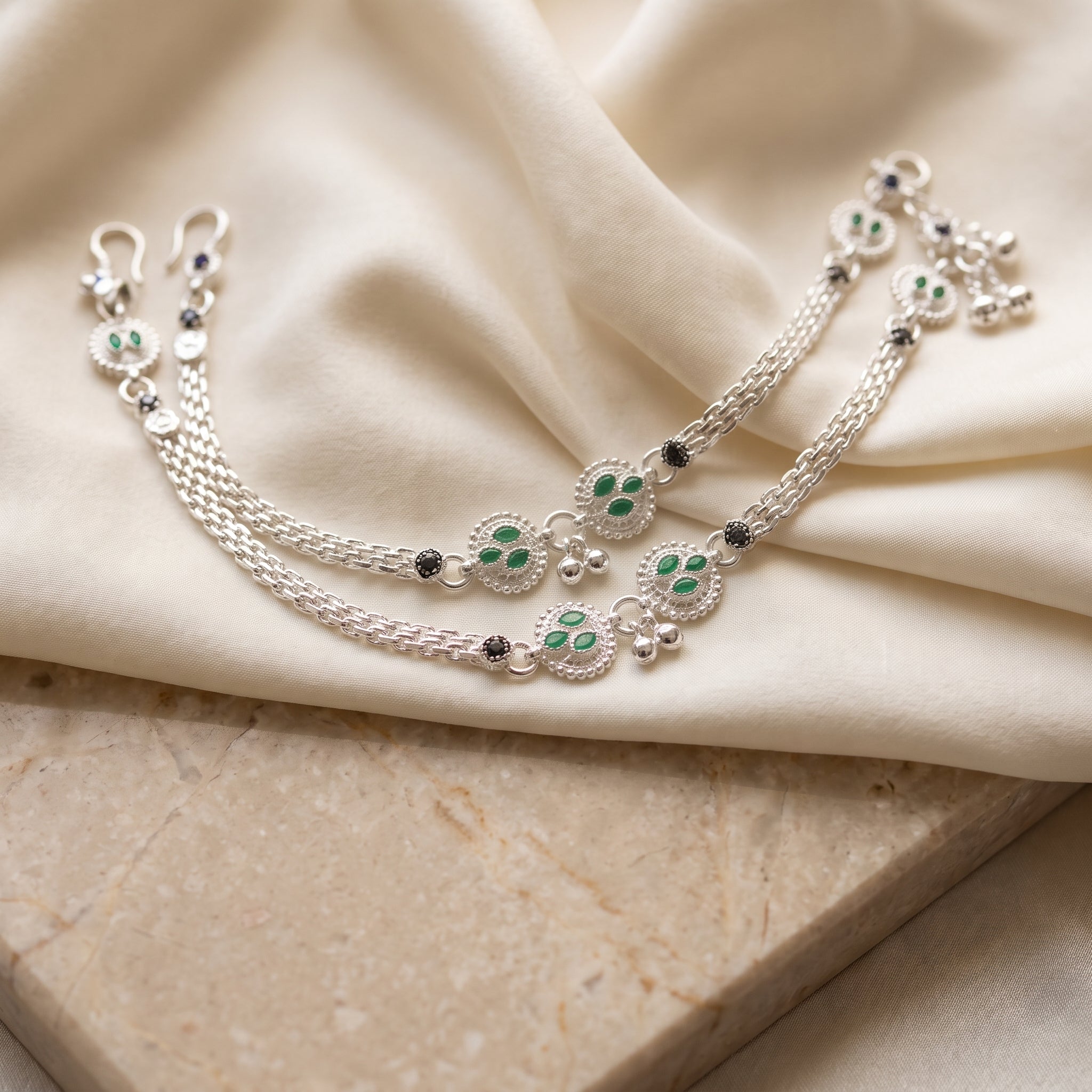 Handcrafted Anklet Pair with Ghungroo – Silver Finish