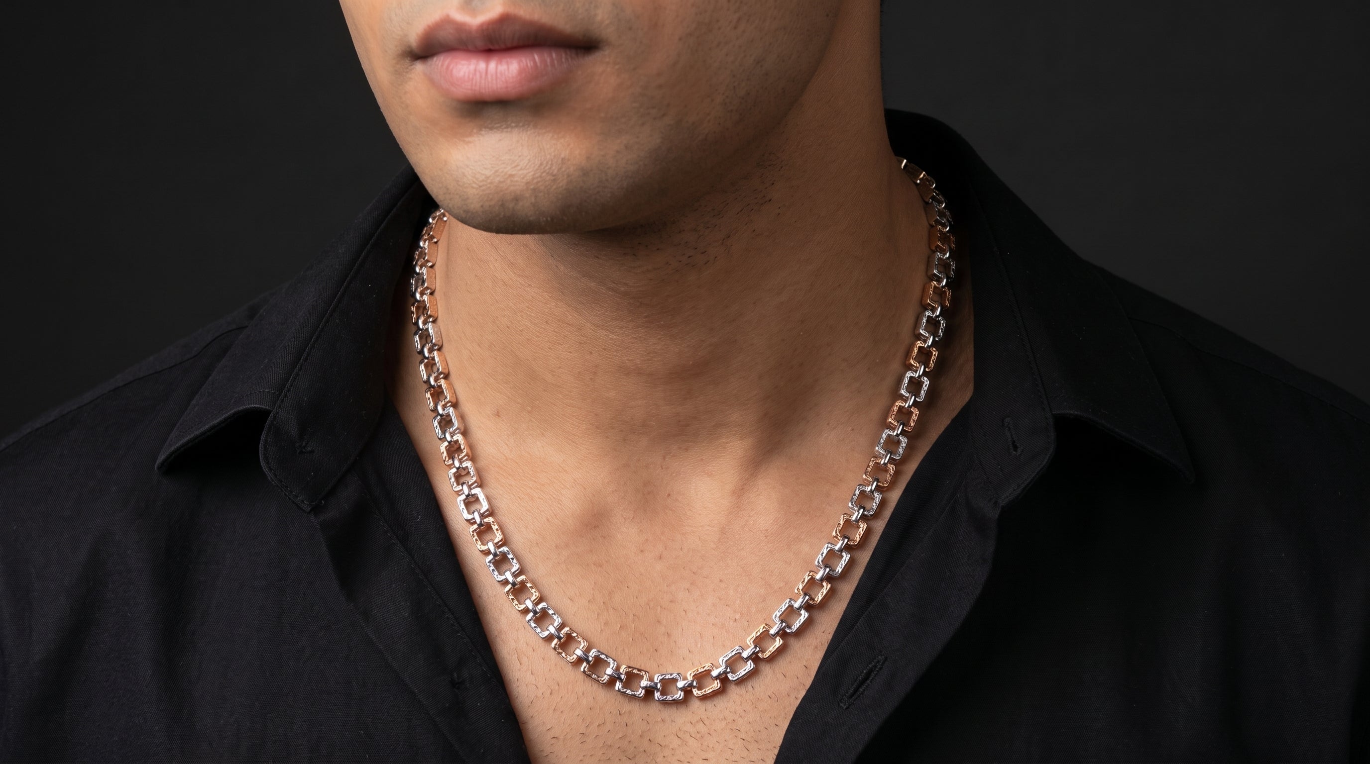 Signature Link Chain for Men — Crafted to Shine Every Day