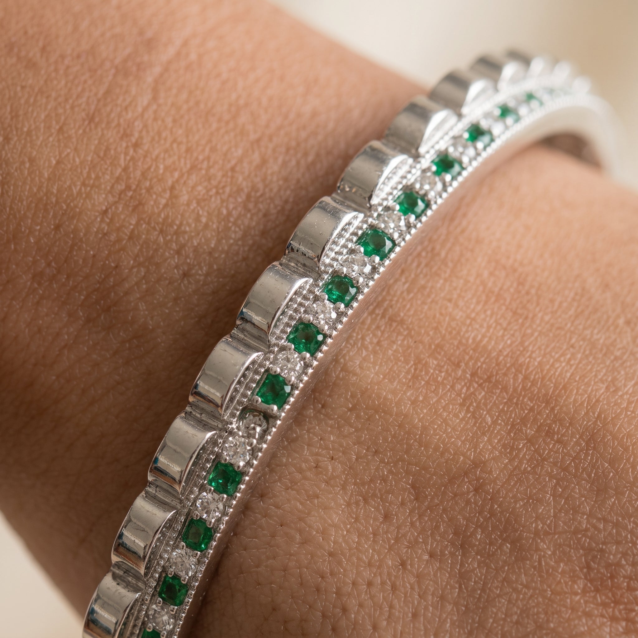 Traditional Bangle for Girls | Festive & Birthday Gift – Jwelisha