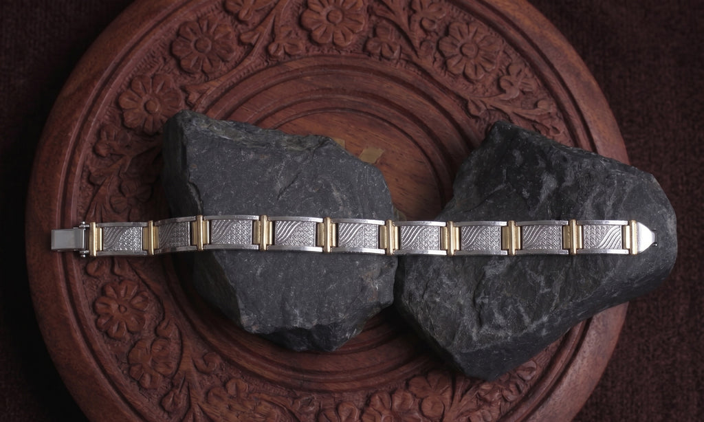 Luxury German Silver 0 Touch Silver Plated Bracelet – Premium Imitation Jewellery