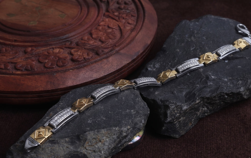 Luxury German Silver 0 Touch Silver Plated Bracelet – Premium Imitation Jewellery
