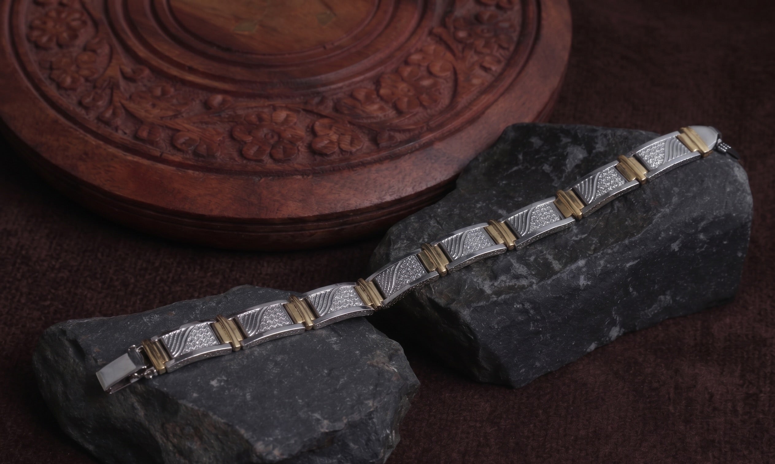Luxury German Silver 0 Touch Silver Plated Bracelet – Premium Imitation Jewellery